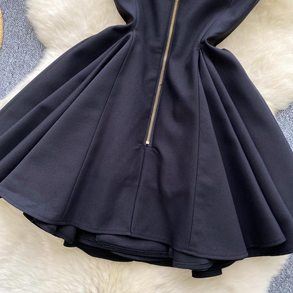 Summer V-neck Sleeveless Double Breasted Dress with Women's Niche Design High Waist A-line Vest Dress