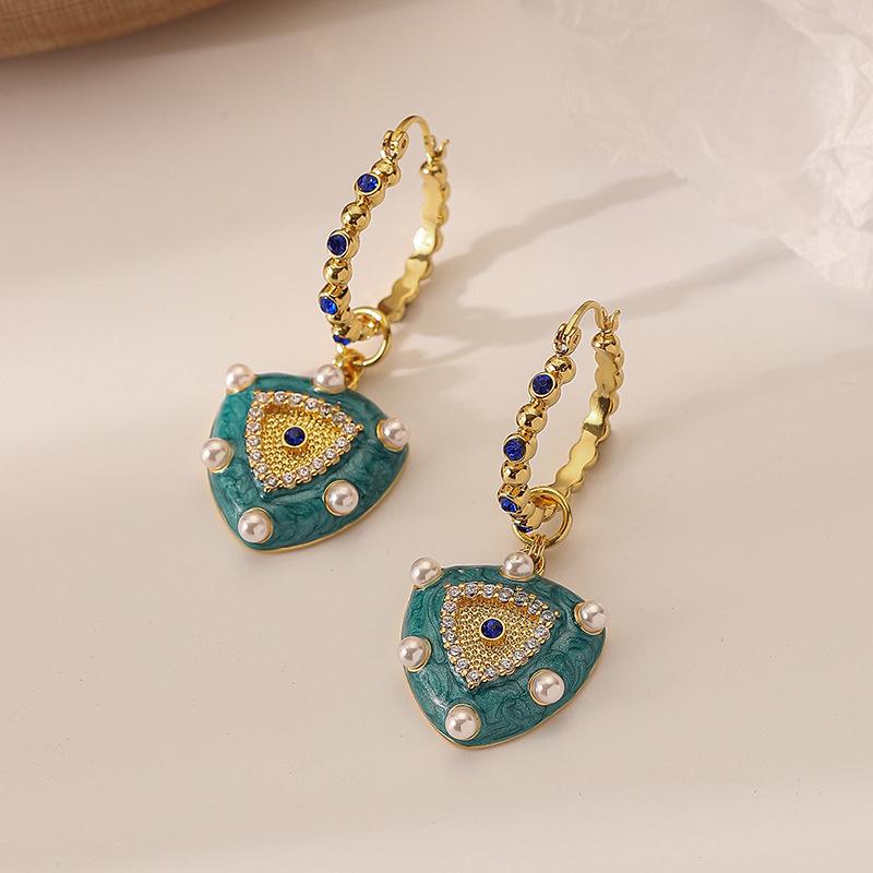 Vintage French Heart Pendant Earrings - High-End, Retro Style with Drip Oil Detailing