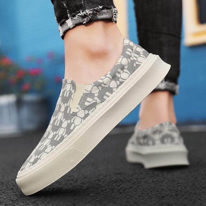 Fashion Canvas Sneakers Soft Slip-on Korean Style Elegant Comfortable Male Shoe Walking In Promotion Hiking Leisure Men's Casual Shoes