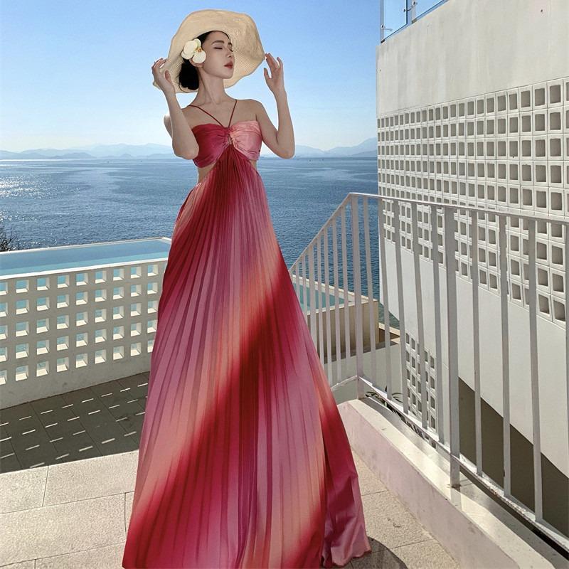 Pure Desire Sexy Tube Top Halter Strap Pleated Pendulum Gradual Change Color Dress Beach Dress To Ankle One Size