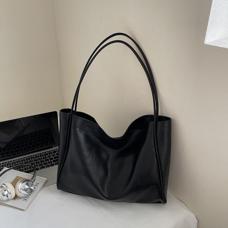 Portable Tote Bag Women's Retro Bag Commuter Shoulder Bag Soft Leather Underarm Bag