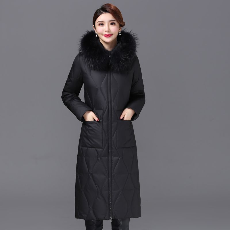 Middle-aged and Elderly Mothers Wear Knee-length Down Jackets for Women's Thickened Raccoon Fur Collars New Winter Coats