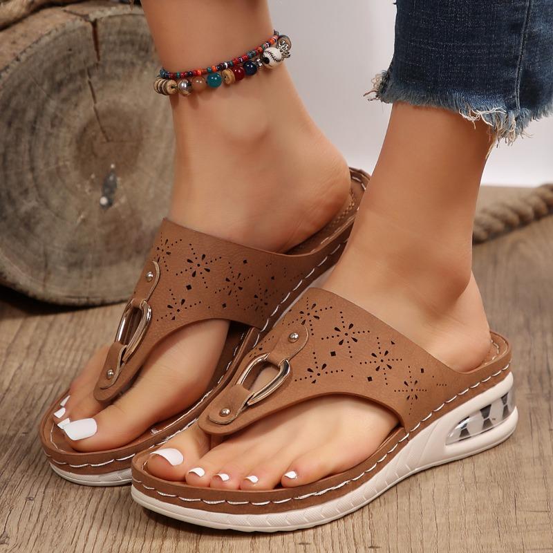 Women's New Summer Wedge Platform Flip-Flop Sandals, Fashionable Cushioned Beach Wholesale, Comfortable and Versatile