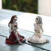 2 Pcs Skeleton Sisters Statue Resin Skeleton Girl Figurine Spooky Halloween Desktop Decoration for Haunted House Home Garden Decor