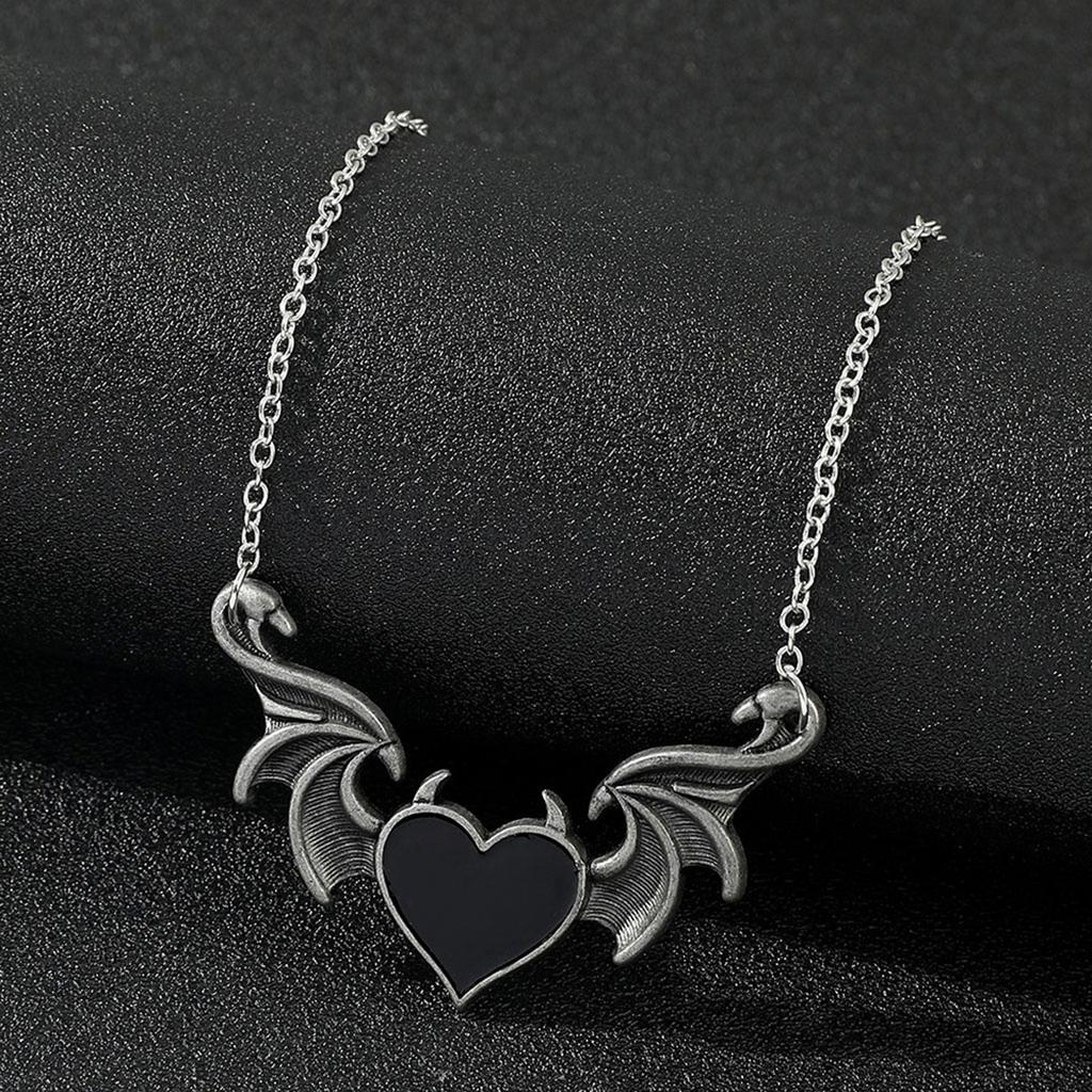 Gothic Retro Punk Metal Pendant Devil Wings for Birthdays Anniversary Christmas