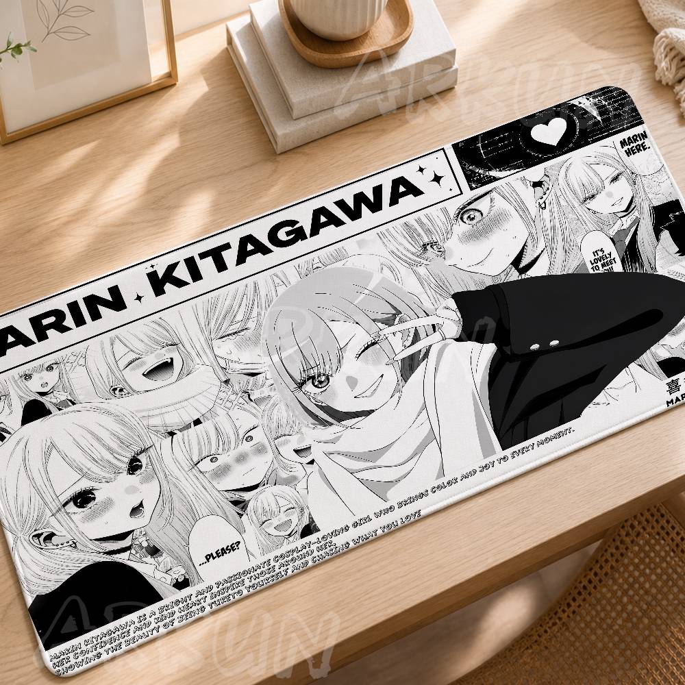 Süßes Mädchen Marin Kitagawa My Dress Up Manga Mauspads Schwarz Weiß Manga Collage Anime Schreibtischmatte Rutschfeste Gummi Gaming-Mauspads