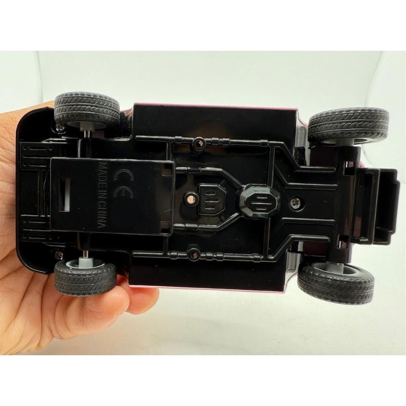 Detailed Miniature Golf Vehicle Alloy 1:20 Scale Golf Cart Pullback Toy Display Piece For Birthday Party Decoration