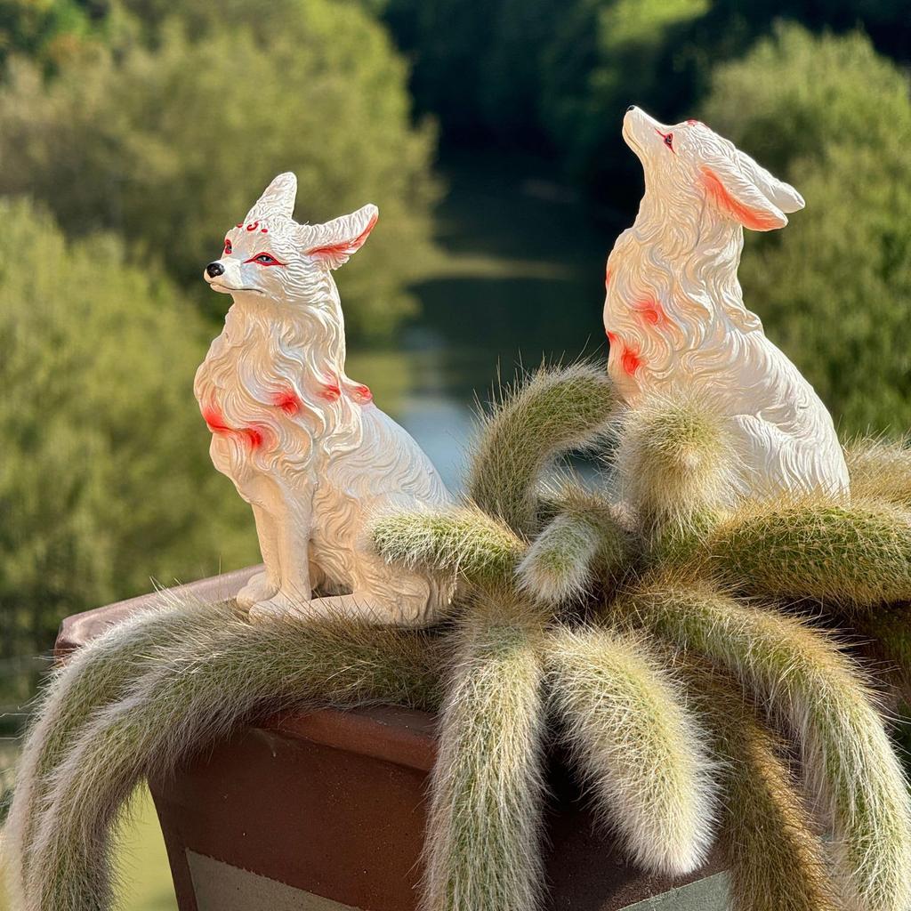 MAXYA Nine-Tailed Fox Figurine, Resin, Waterproof, Animal Ornament, Tamamo-no-Mae, Nine-Tailed Fox Princess, Lucky Charm, for Entrance, Altar, Prayer,