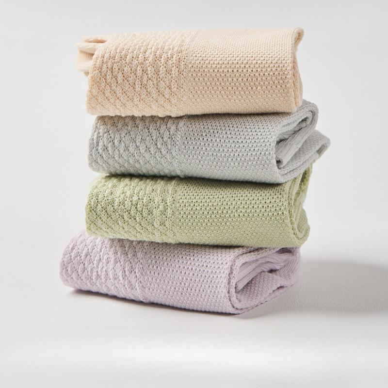 Pure Cotton Women's Spring and Summer Thin Short Socks, Women's Breathable, Sweat-absorbing, Deodorizing and Antibacterial White Boneless Socks