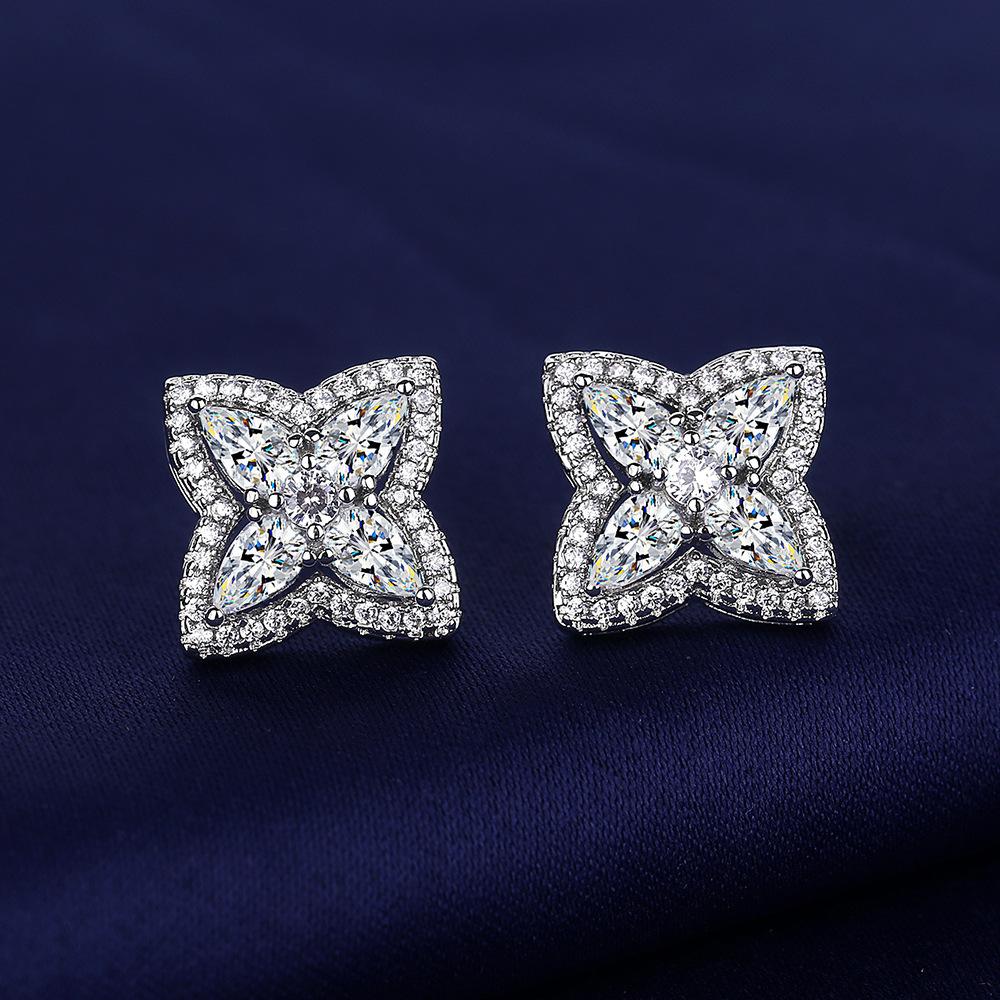 2026 Four-leaf Clover  Micro-inlaid Zircon Stud Earrings Women's Simple Fashion Earrings Women's Exquisite Flower-shaped Earrings