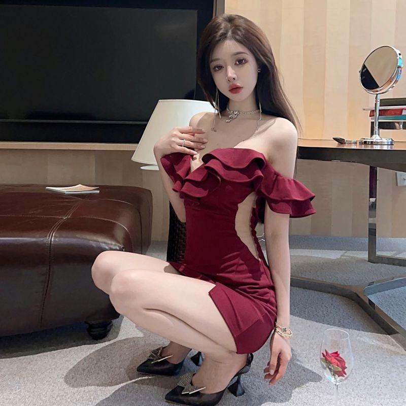 Fashion sexy tube top dress solid color slim-fitting waist halter ruffle edge hip skirt summer new women
