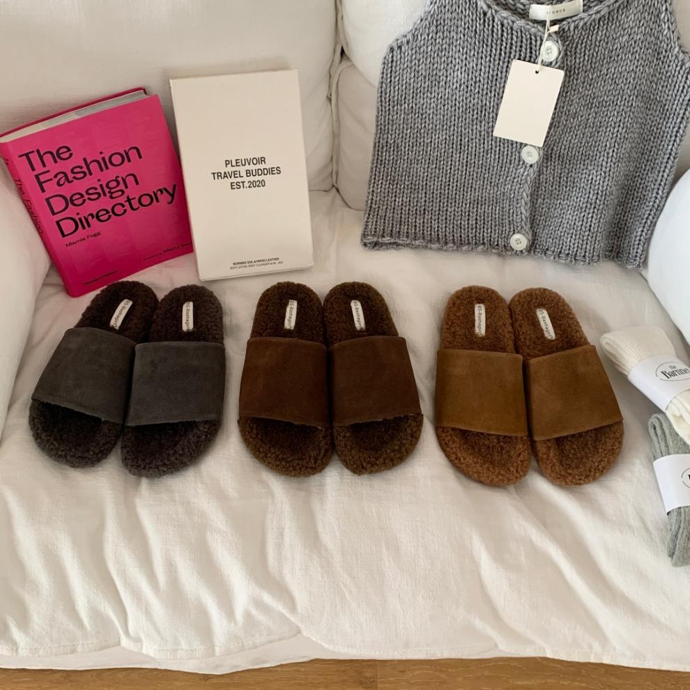 Retro Versatile Thick-soled Fluffy Shoes for Women To Wear 2025 New Autumn and Winter Fairy Wind Lamb Wool with Cotton Slippers