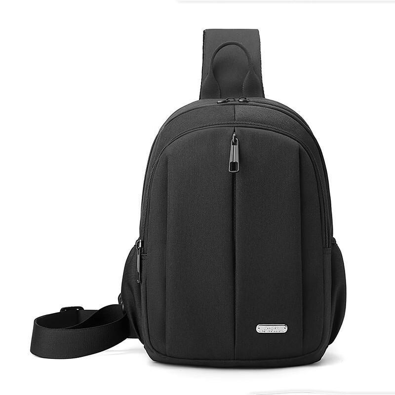 MDNG Men s Lightweight Crossbody Chest Bag