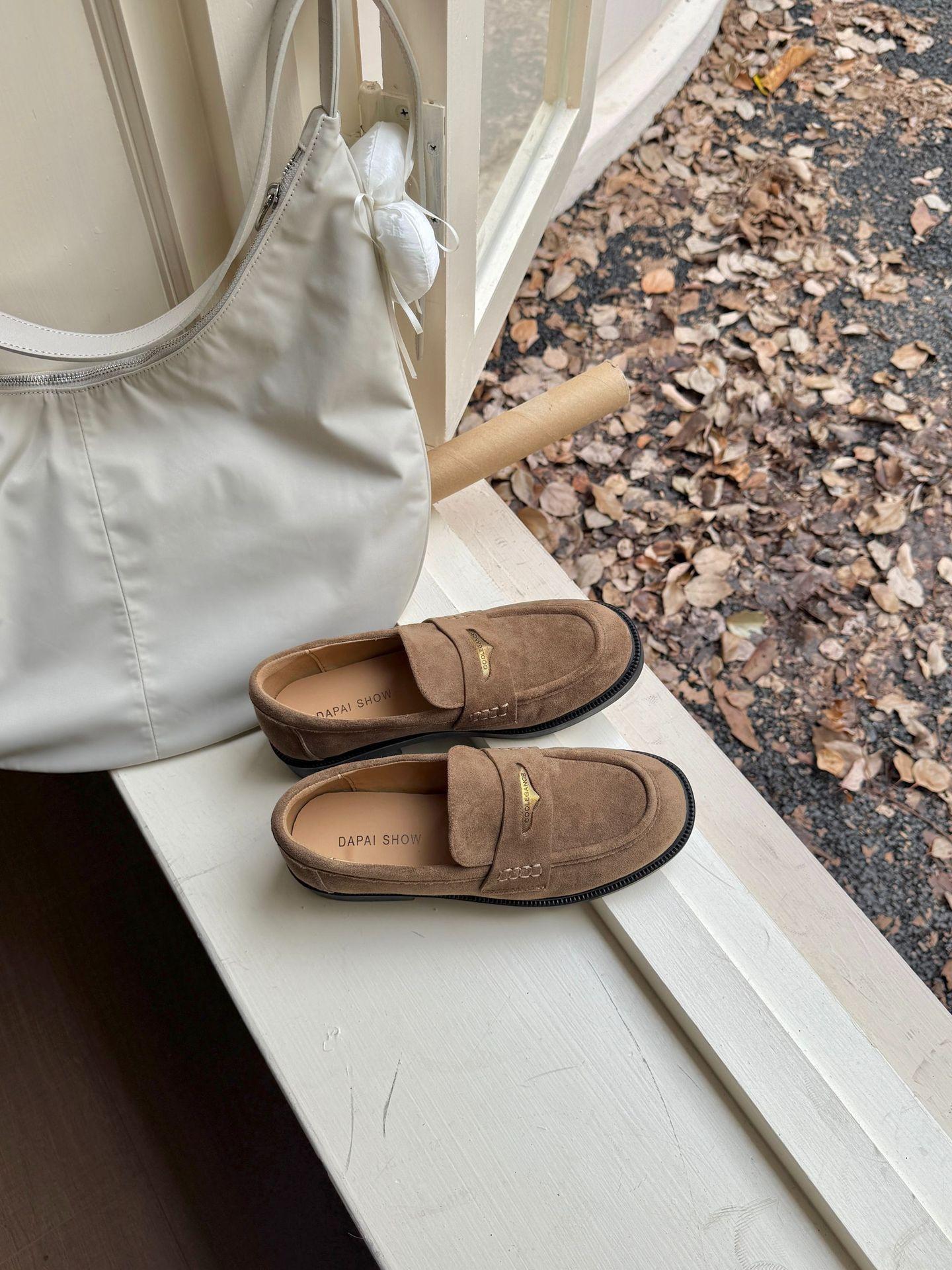 The Same Autumn Leather One-Pedal British Style Loafers Fashion Seagull Leopard Print Small Leather Shoes In The Mall 35 6280₽