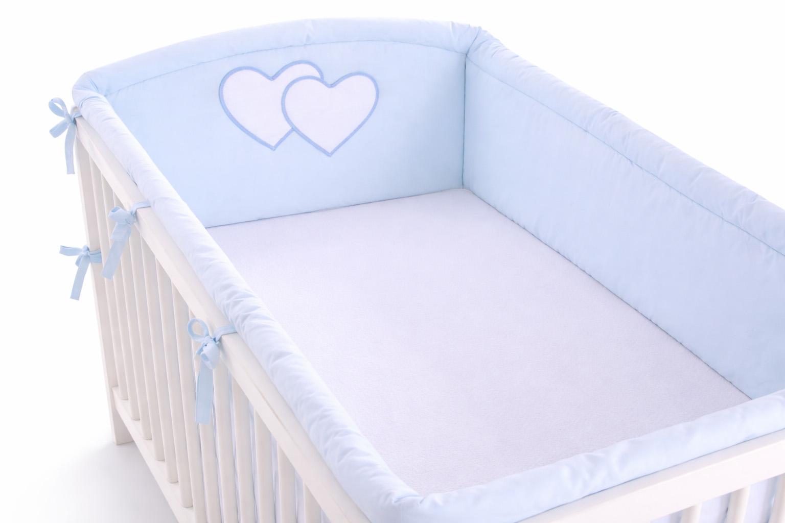 Protection de lit pour barreaux Universelle XXL - Cœurs Bleus