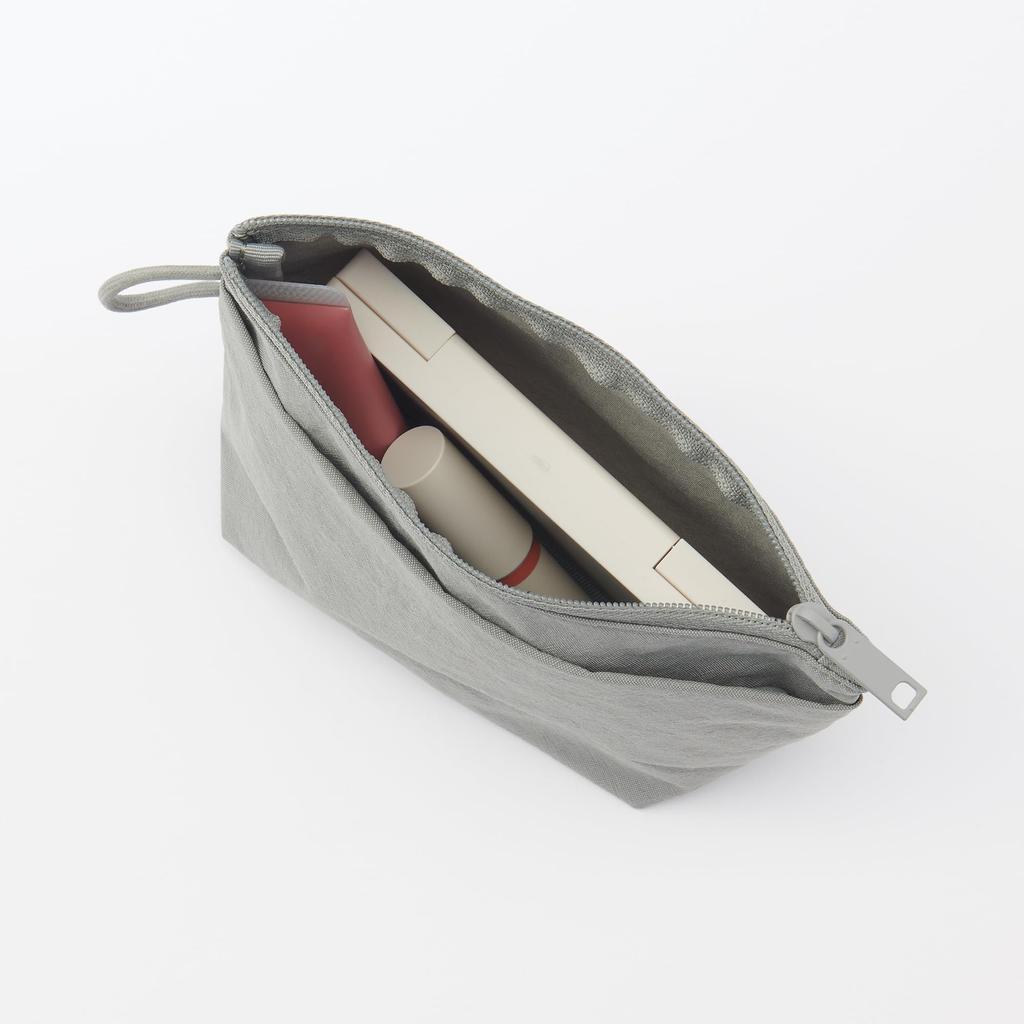 MUJI Wrinkle Nylon Gusseted X 11 X 6 84475658 Pouch, Gray, Small, Approx. 16.5 Cm,