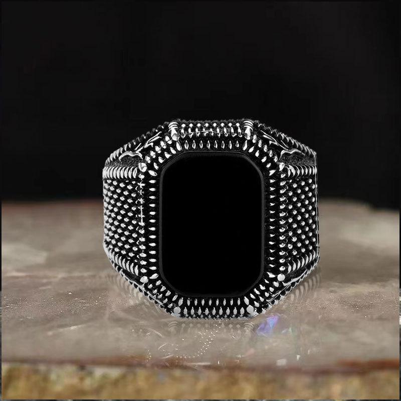 Totem pattern zircon rings Men's punk dark tide cool European and American style rings are popular vintage accessories