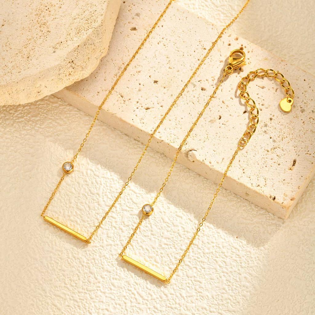 Stainless Steel Rectangular Strip Zircon Necklace, Simple Temperament, Fashionable And Versatile Cold Wind Bracelet Nc-781