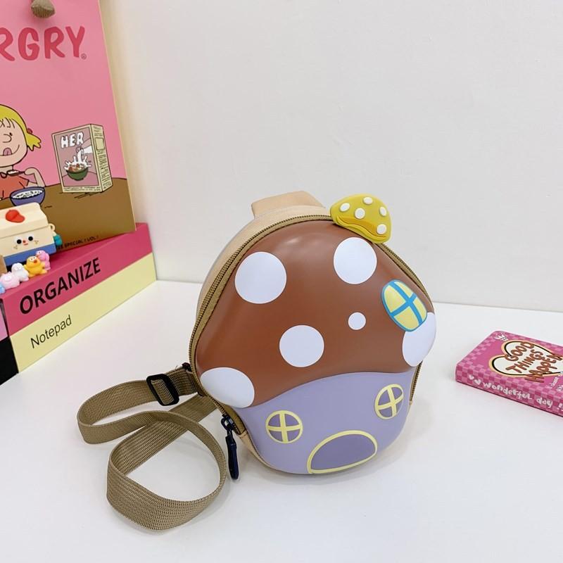 Cute Pattern Mushroom And Portable Function Children Trendy Nylon Wallet Chest