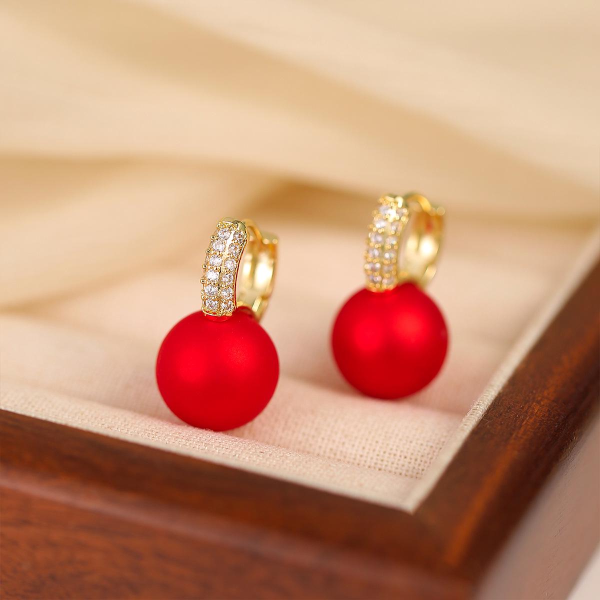 Серьги Ancola Red Diamond Pearl на Новый год 2024: Элегантный стиль пусет для женщин