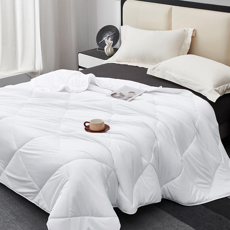 MENGJIE Skin-Friendly Solid Color All-Season Quilt