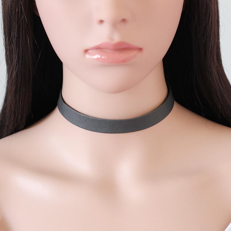 Simple Faux Leather Short Choker, Minimal Pendant Neck Collar for Women