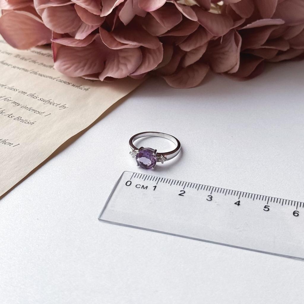 Silver Ring with Natural Amethyst 1.657ct, Item Weight 2.64 G (2024323)