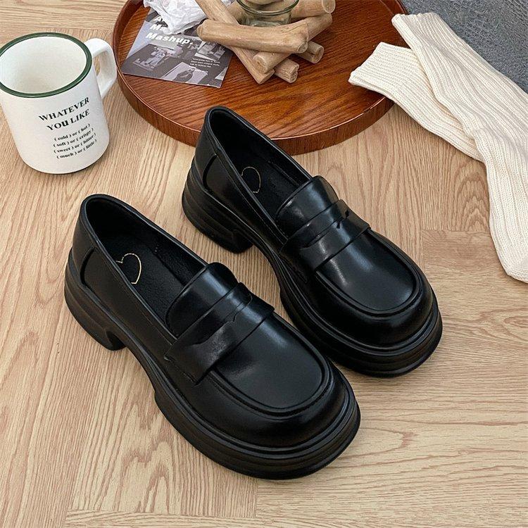 Black retro small leather shoes women's autumn 2025 new British style thick heel platform loafer with skirt Japanese jk