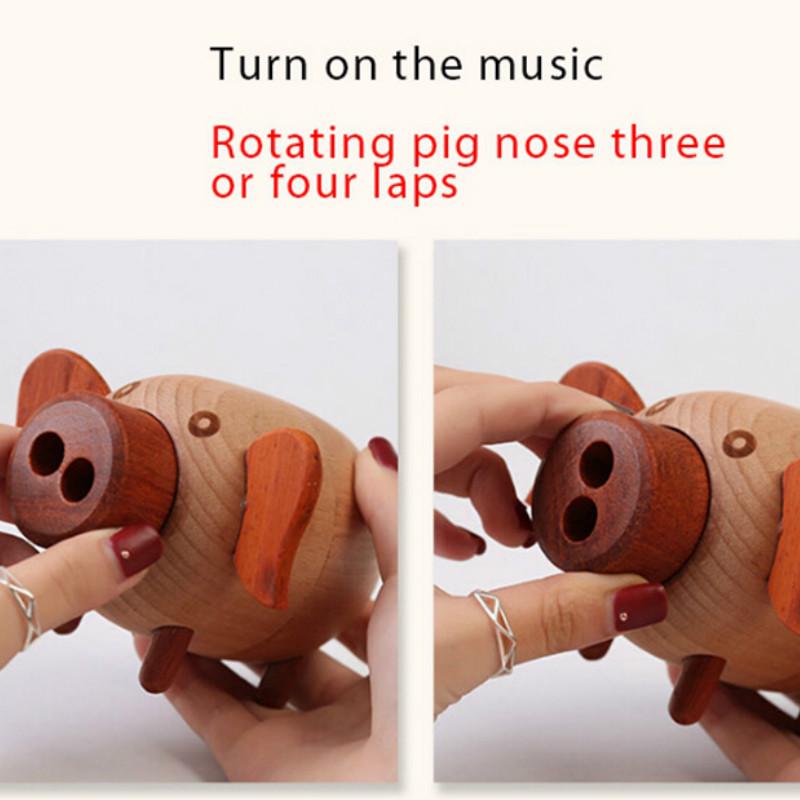 Wood Pig Model Music Box Home Decorations Crafts Movement Musical Box Creative Christmas Gifts
