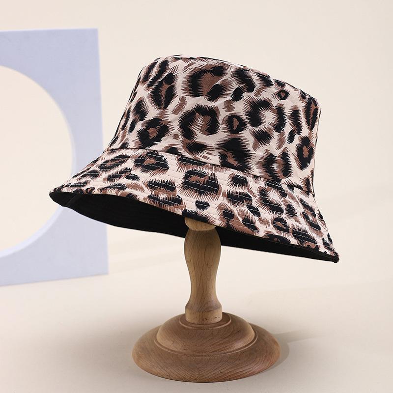 Popular printed leopard print bucket hat new fashionable versatile men's and women's outdoor sunshade basin hat spot batch