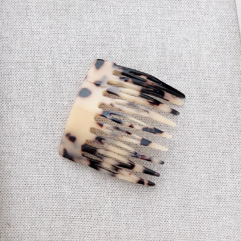 Fashionable leopard print without damaging hair, hair comb with reverse insertion - retro style, suitable for daily use