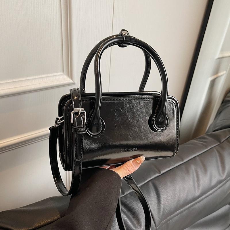 2025 New Fashion Versatile Bowling Handbag Solid Color PU Styling Pillow Bag One Shoulder Crossbody Bag Small Square Bag
