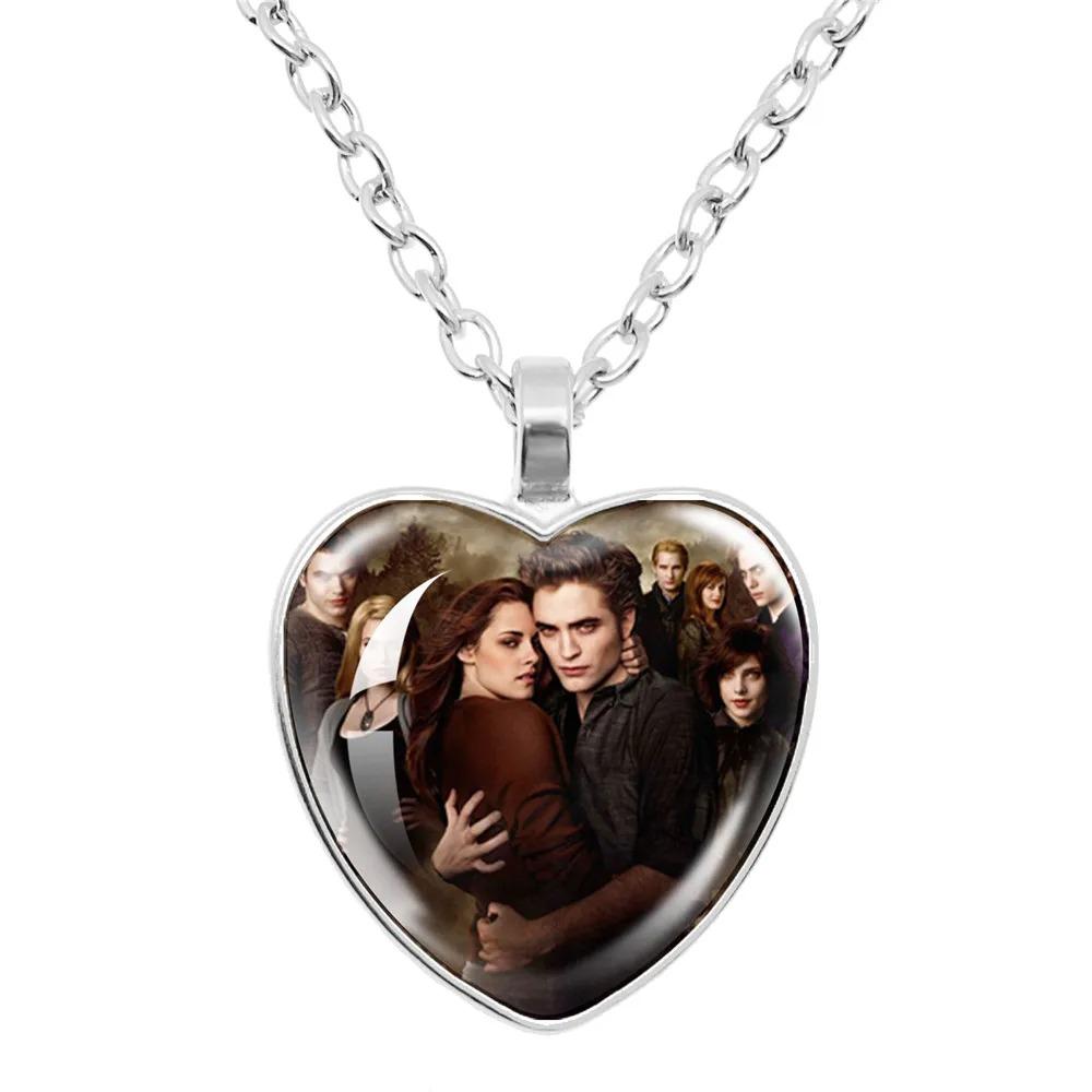 Twilight Movie Necklace Vampire Bella Edward Jacob Renesmee Character Glass Heart Pendant Necklace Men Women Jewelry Gift