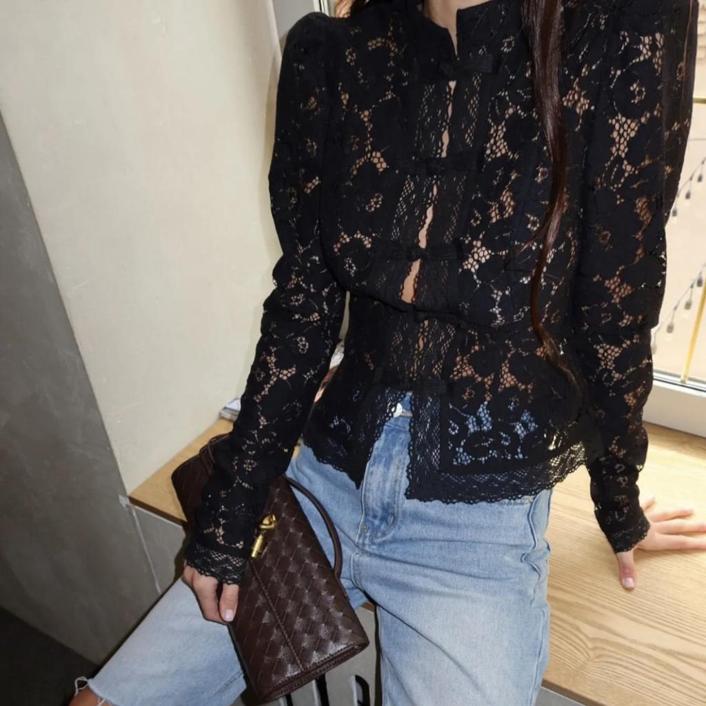 VAYLA Lace Printed Shirts Tops Female Hollow Out Fashion Commute Vintage See-Through Blouse Women's Lace Shrug Shirts New