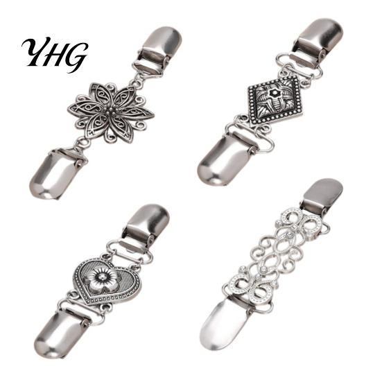 Elegant Sweater Brooches 4Pcs Vintage Clips for Women Girls, Retro Floral Cardigan Clips, Scarf Clasps Shawl Pins Scarves Clip, Waist Cincher