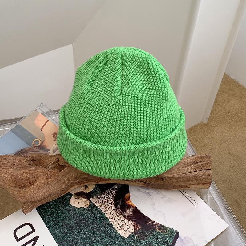 

Женская зимняя шерстяная шапка Модная корейская шапка-пуловер Универсальная теплая шапка Корейская версия Японская теплая облегающая вязаная шапка Осень и зима