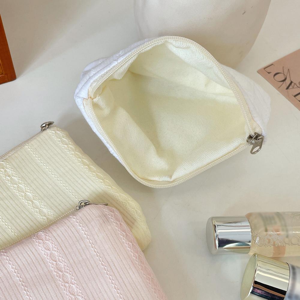 Kawaii Mini Travel Cosmetic Bag Makeup Lipstick Storage Pouch Earphone Data Cable Storage Bag Purse Sanitary Napkins Storage Bag