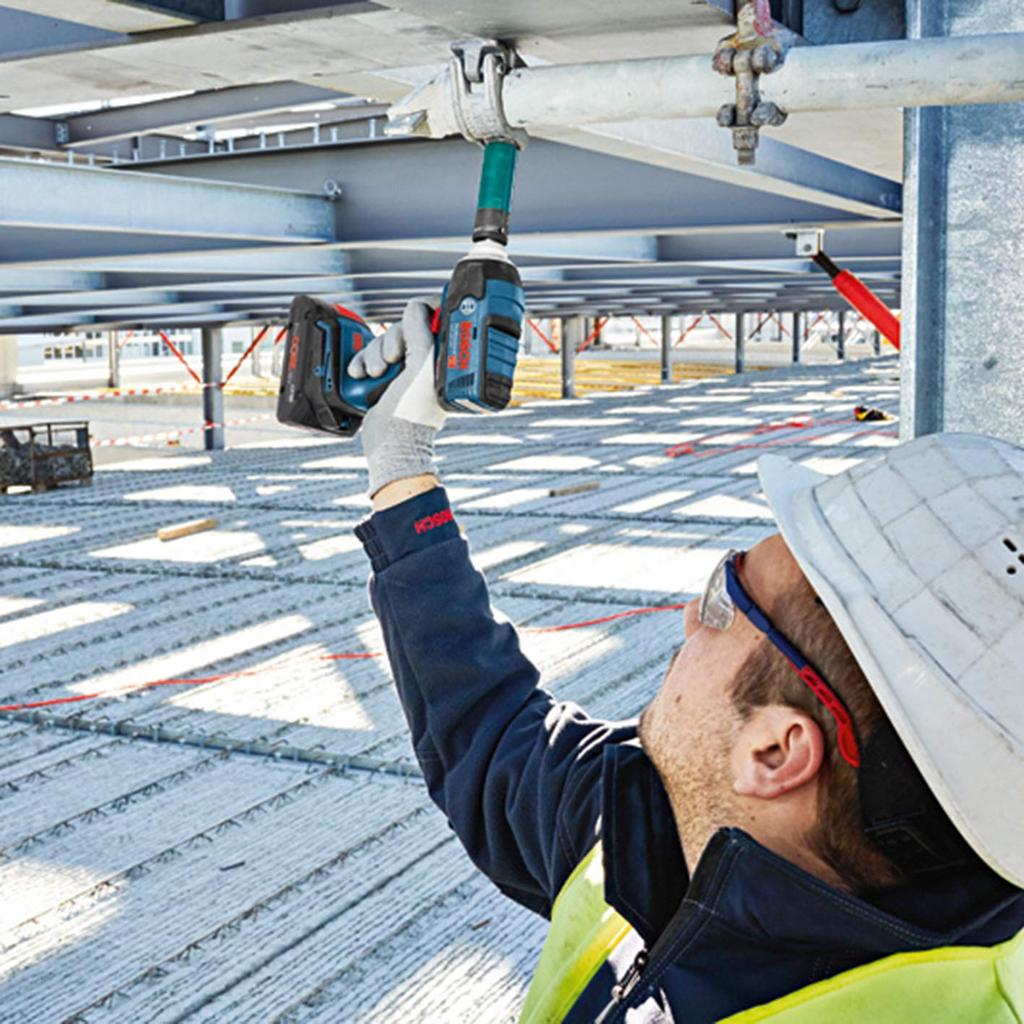 Bosch Professional 18V Cordless Impact Wrench x Carrying Case (6.0Ah 2, Charger, Included) GDS18V-300