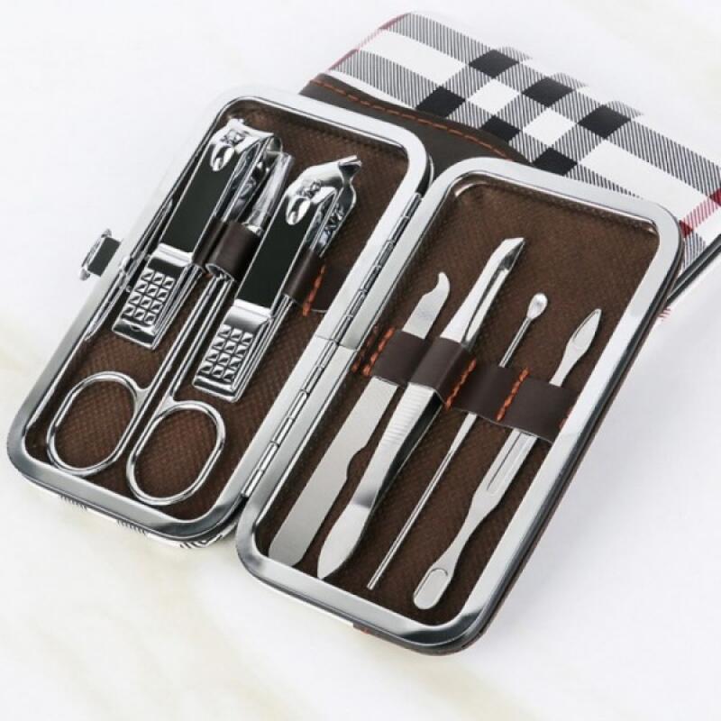 

7-piece premium nail clipper set