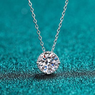 Trendy 1 Carat D Color Round Moissanite Pendant Necklace Women Jewelry 100% 925 Sterling Silver Moissanite Necklace with Gra