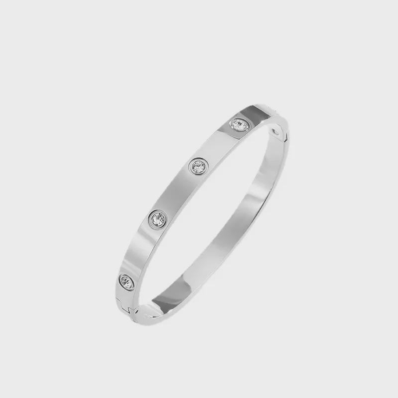 Elegancka bransoleta ze stali tytanowej wysadzana diamentami: Luksus i moda na najwyższym poziomie, galwanizowane 18-karatowe złoto, błyszczące, nieblaknące, wodoodporne.