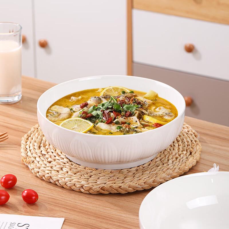 ZISIZ 9-inch Embossed Lotus Soup Bowl