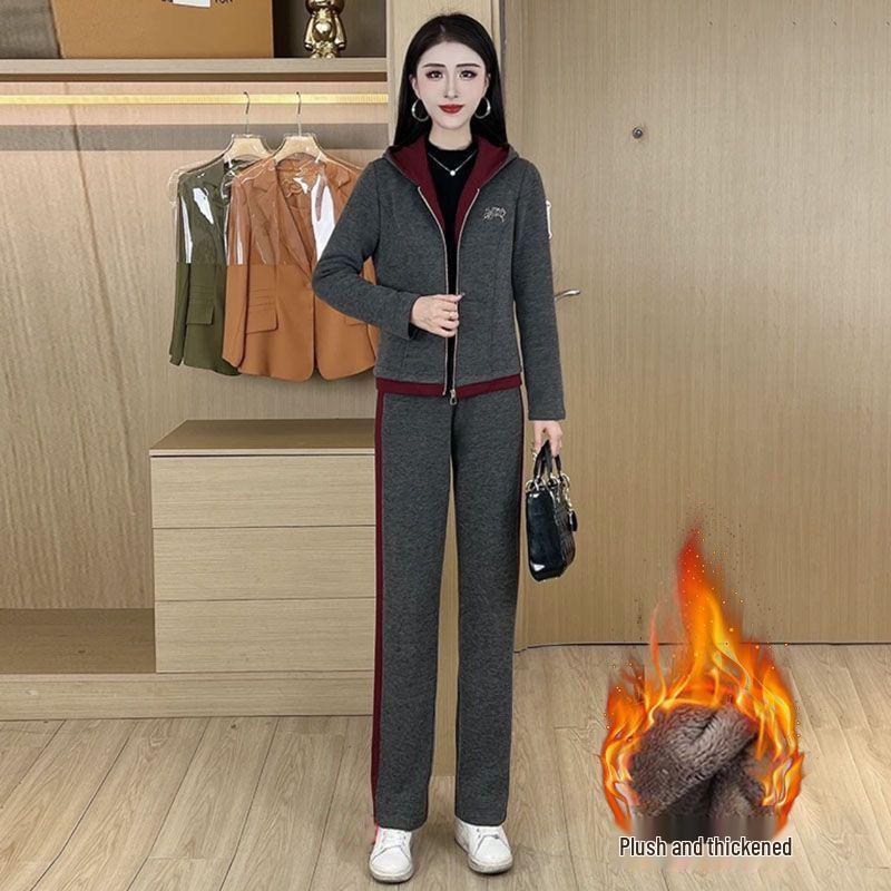 Trendigt sportklädesset för damer med fleecefoder: Varm kappa & Slimmande långbyxor för höst/vinter.
