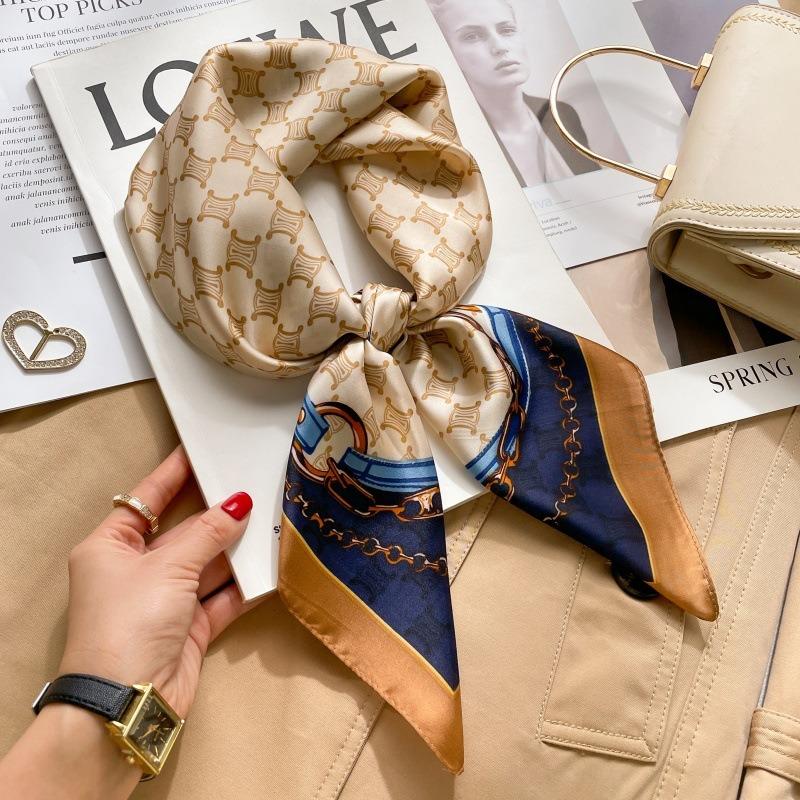 Zhang Ruonan silk scarf women's spring and summer new fashion retro accessories scarf neck high-end small square scarf