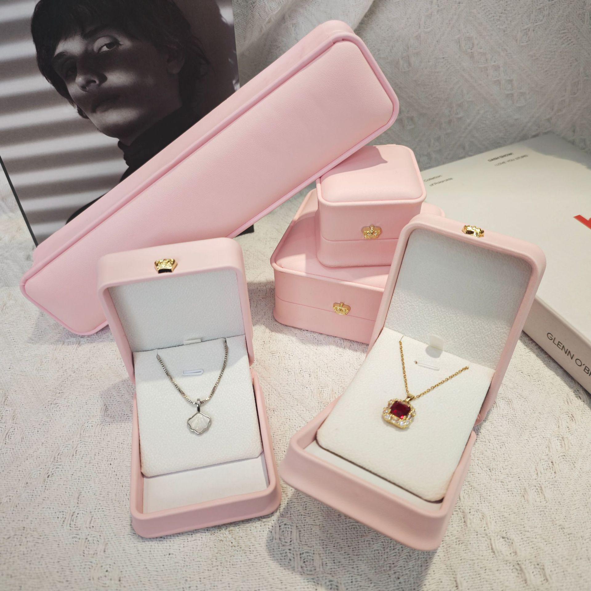 Pink PU Leather Crown Buckle Jewelry Box for Rings and Accessories Pink Box; Ring Box [6*6*4.5cm]