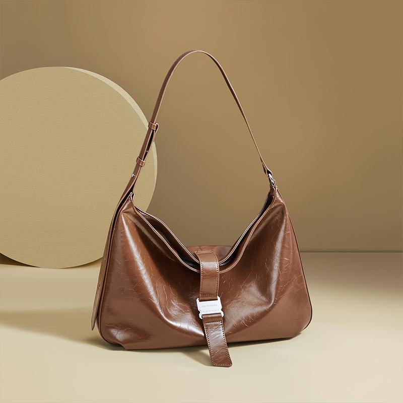 Red Dragonfly Tote Bag Leather Handbag 2026 Women's Bag Oil Wax Leather Single Shoulder Fashion Underarm Bag