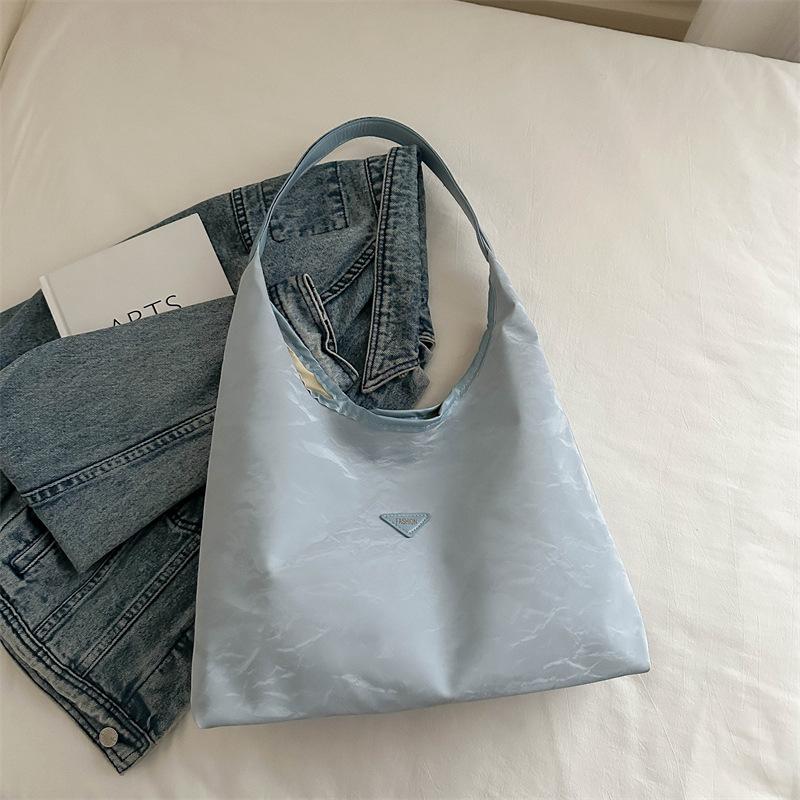 Large capacity bag 2025 autumn new women's tide work shoulder bag temperament simple tote bag