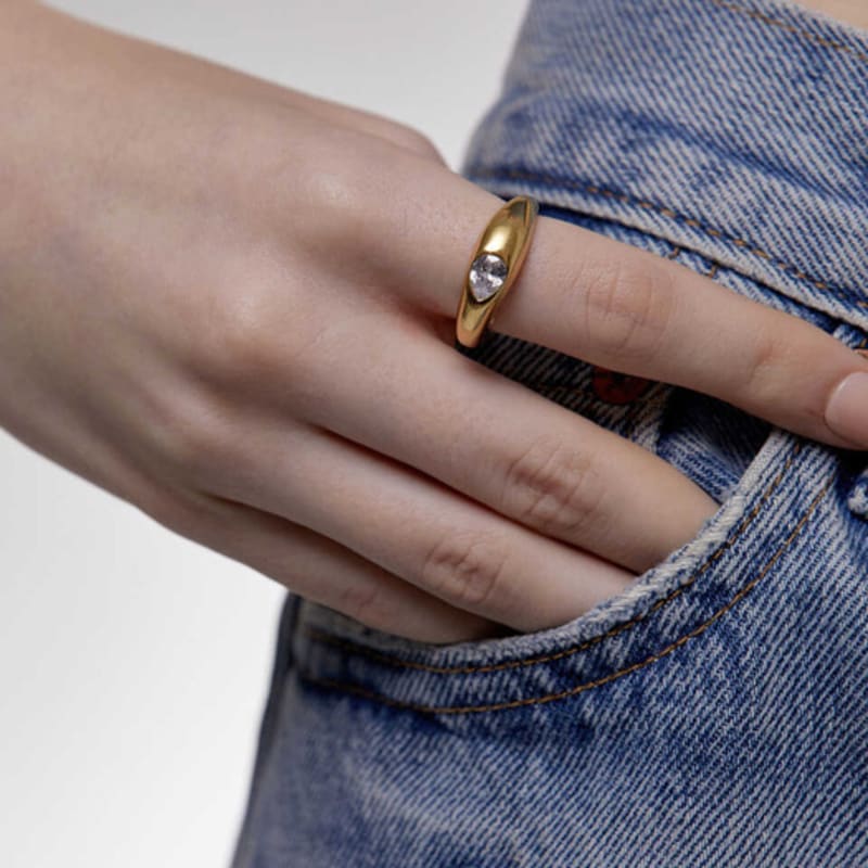 ANON Pear Cut Wave Ring Gold