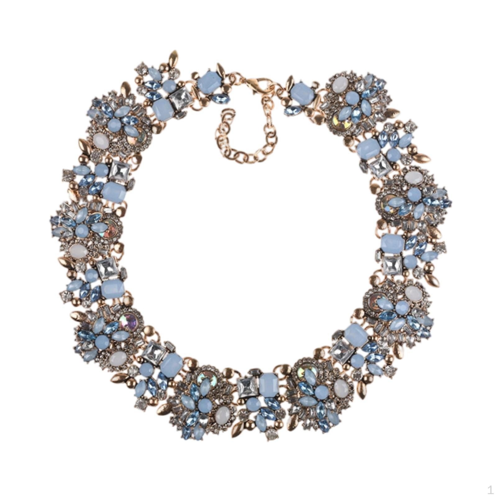 

Массивное колье-чокер с цепочкой и стразами, художественные изделия, подарок на День святого Валентина, блестящее, модное, нагрудник светло-синий