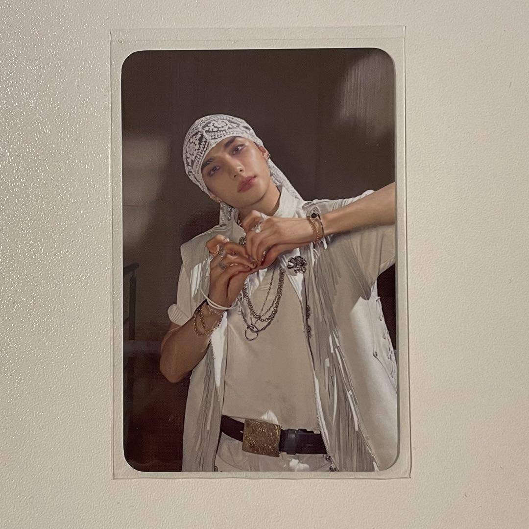 

[USED] straykids hyunjin karma pop-up qr trading card